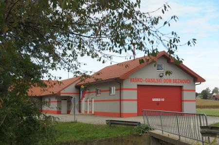 Beznovci